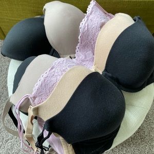 Calvin Klein, Fruit of the Loom Lot of 5 bras
